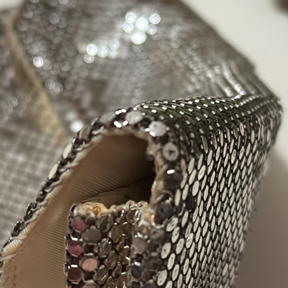 Vintage Whiting & Davis Co. Clutch-Silver-Flap Snap Closure-Made in the USA - Picture 10 of 16